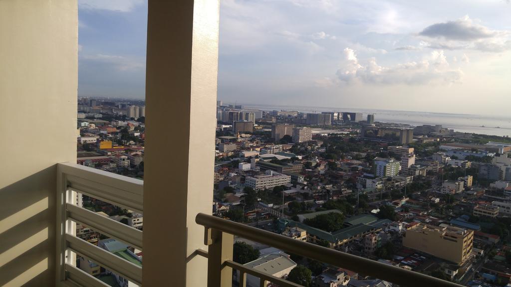 La Verti Residences Sunset View Manilla Buitenkant foto